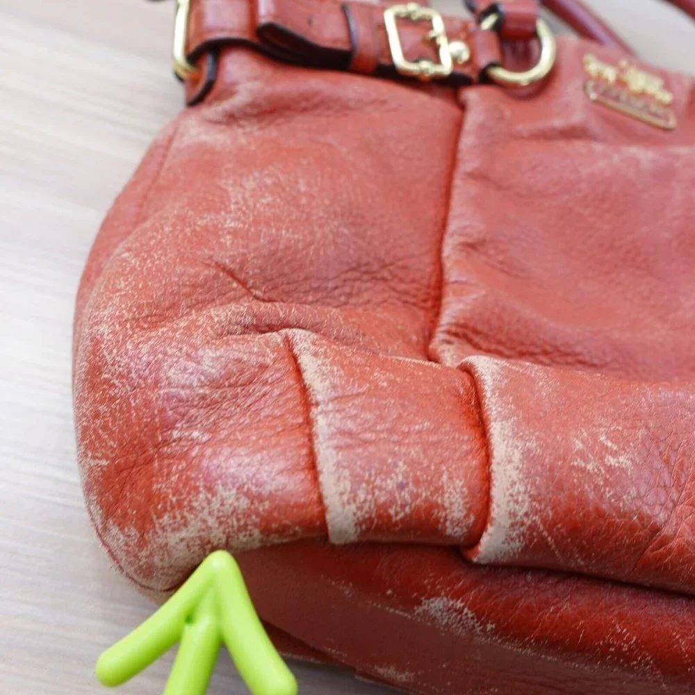COACH Madison Bag Womens Red Leather Satchel Retro Indie Quiet Luxury M DEFECTS